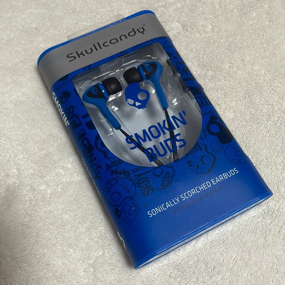 Skullcandy Blue Earbuds